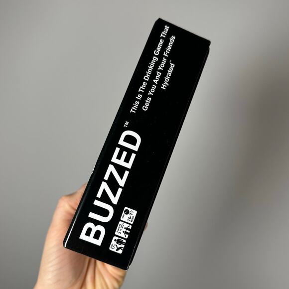 Buzzed "This Is The Drinking Game That Gets Your Friends Hydrated" Card Game - Picture 2 of 6